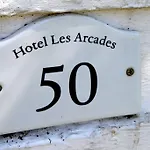Les Arcades